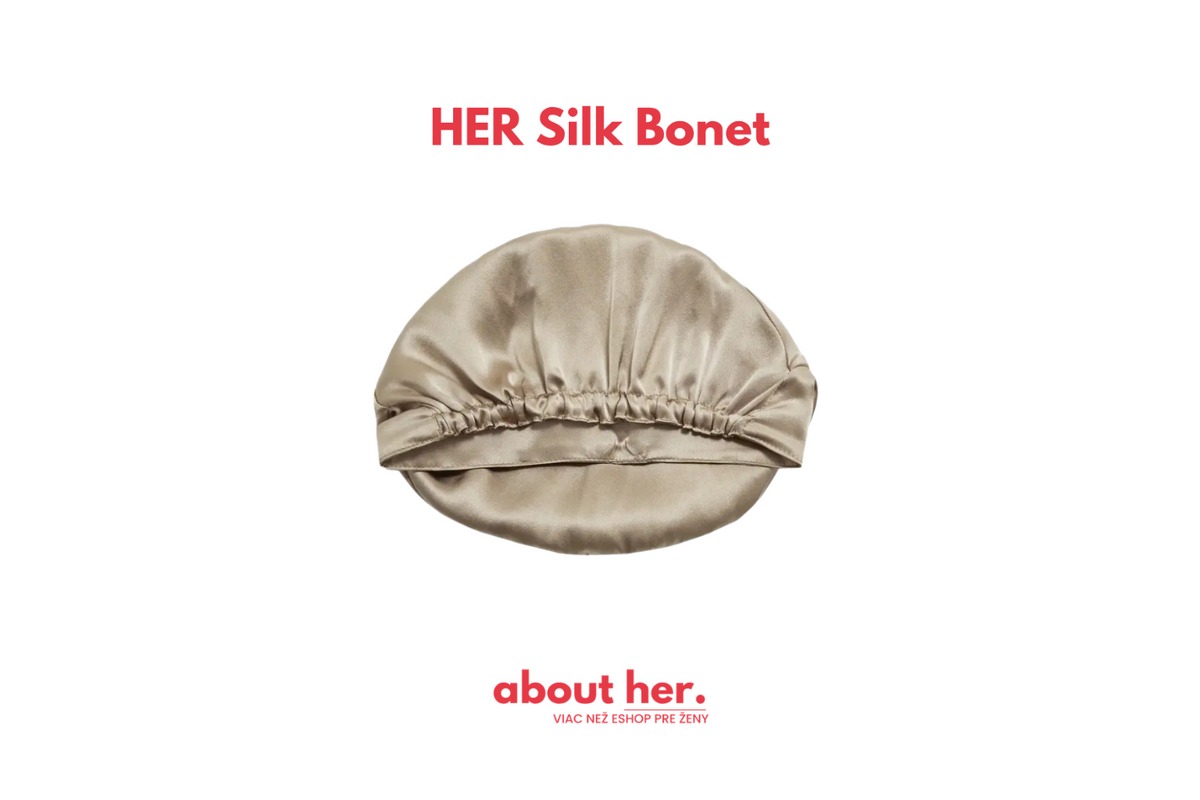 Hodvábna čiapka HER Silk Bonet v champagne odtieni, originálna fotografia AboutHer.